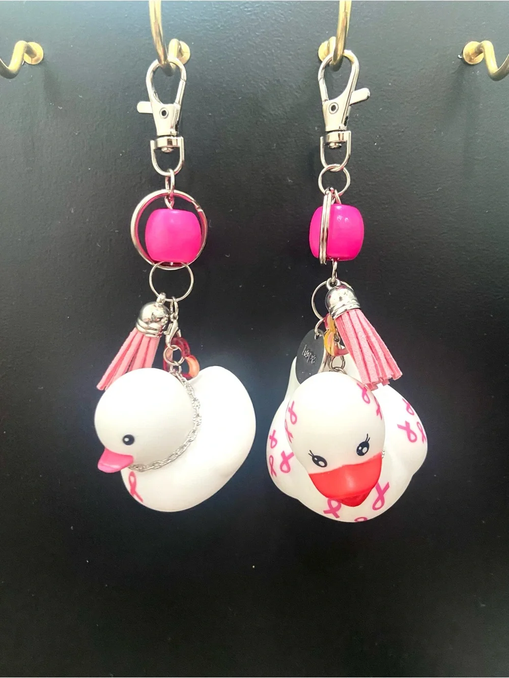 Set of 2 Breast Cancer Awareness duck bag clips/keychain-Handmade-New